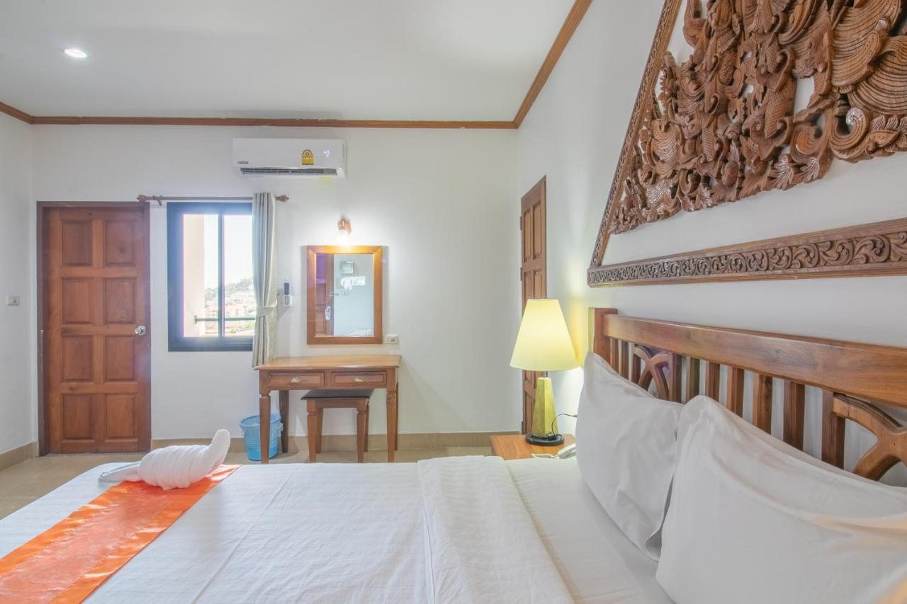 Onnicha Hotel Ratsada Экстерьер фото